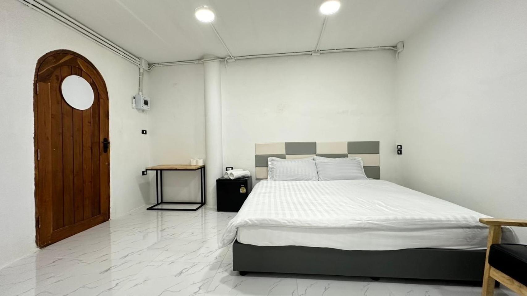 Megun 10 L Appartamento Bangkok