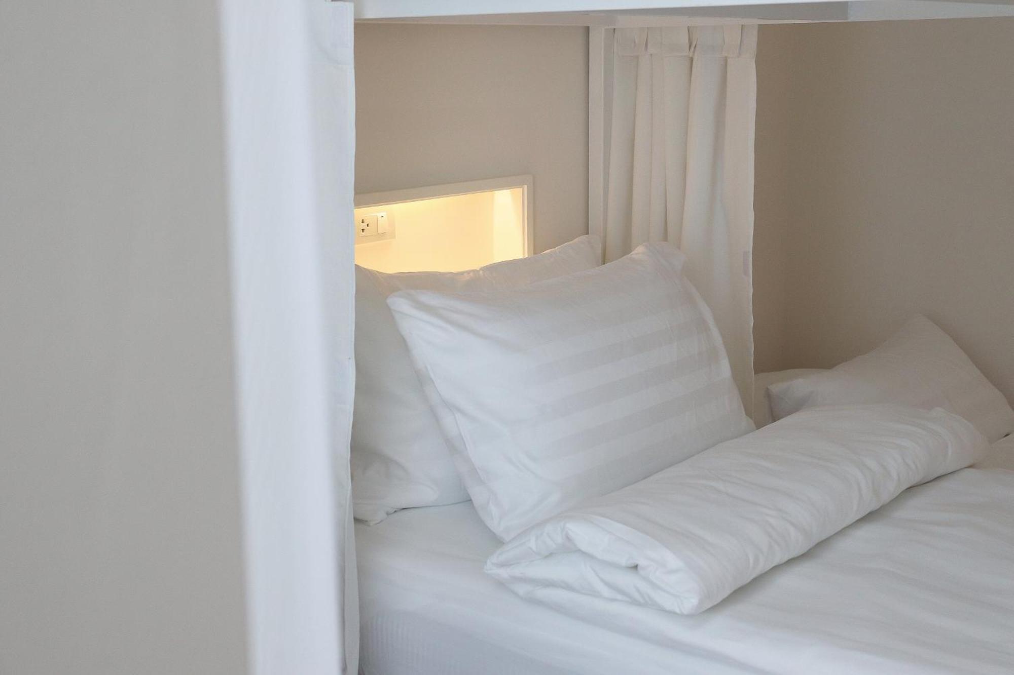 Rest Poshtel Hotel 3*