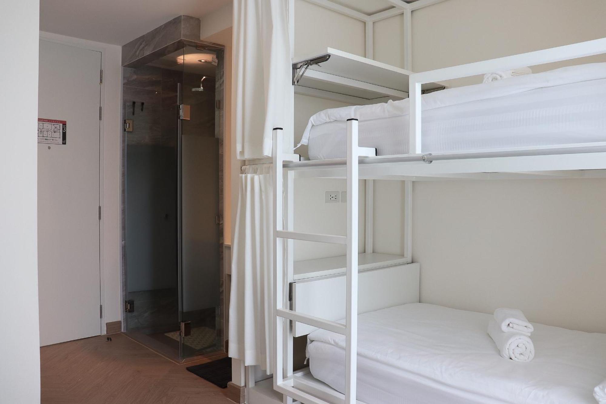 Rest Poshtel 3* Bangkok