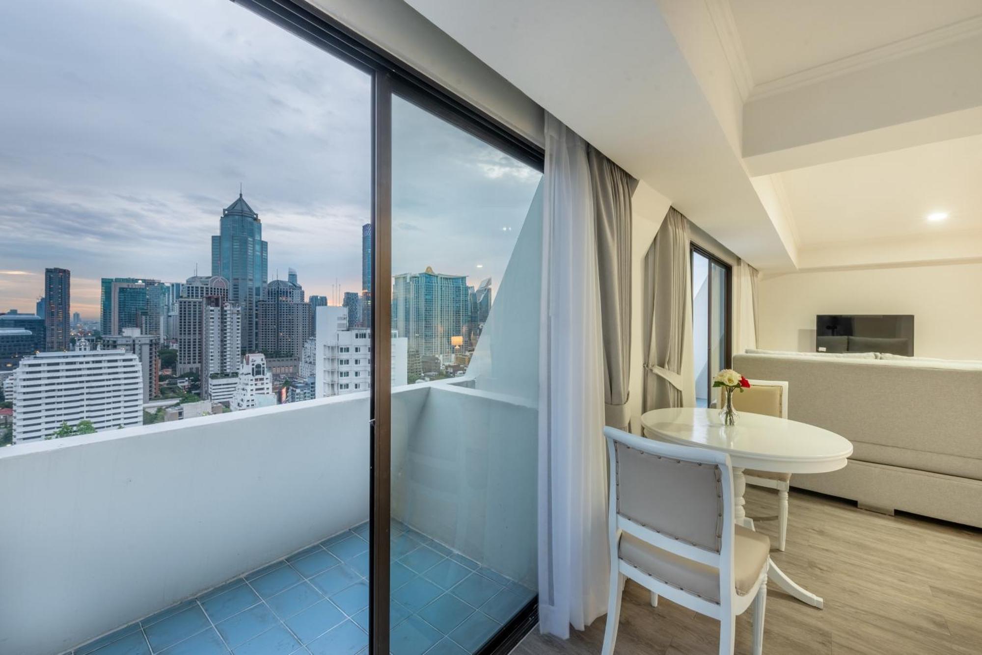Neom Town Bangkok