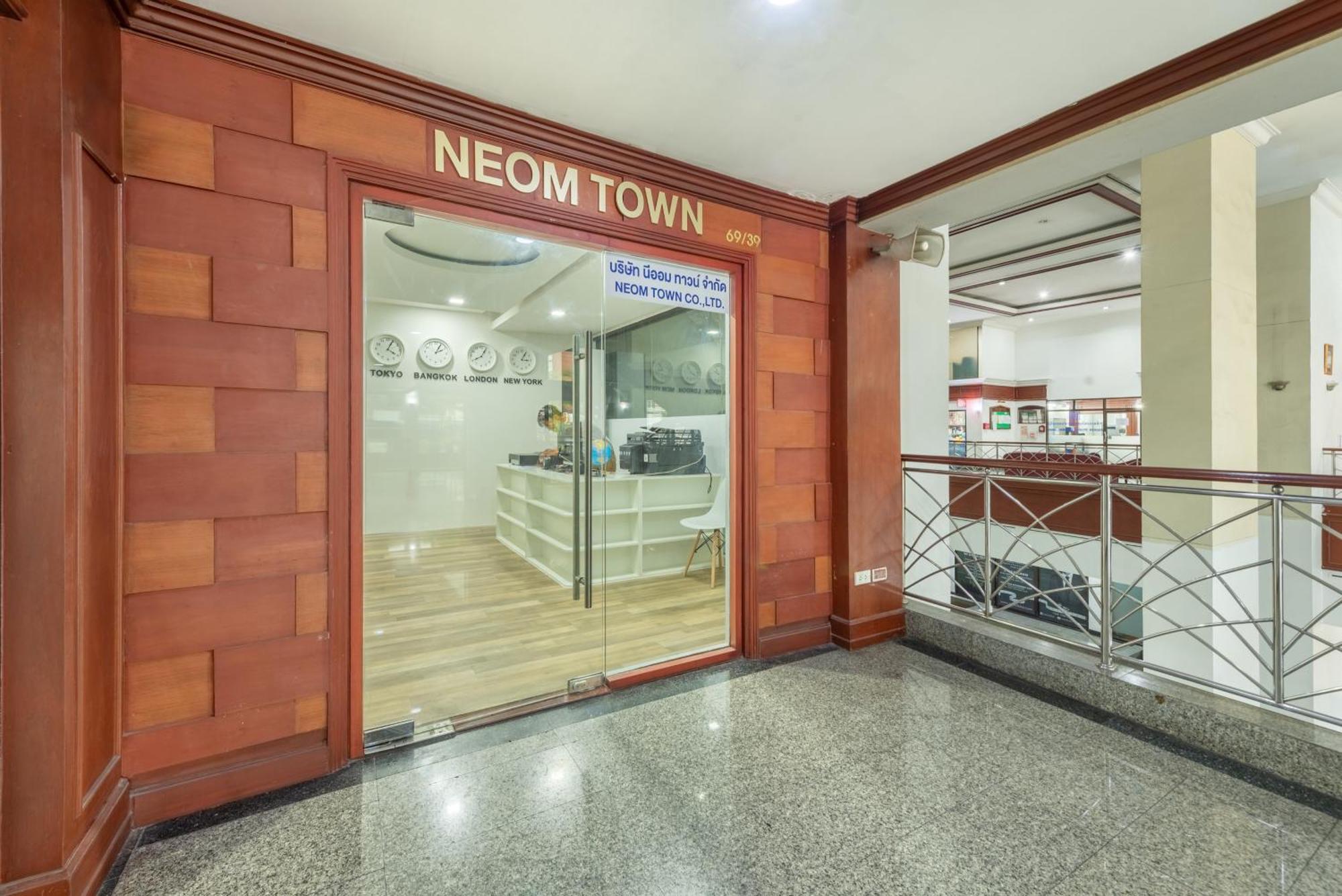 Apartahotel Neom Town