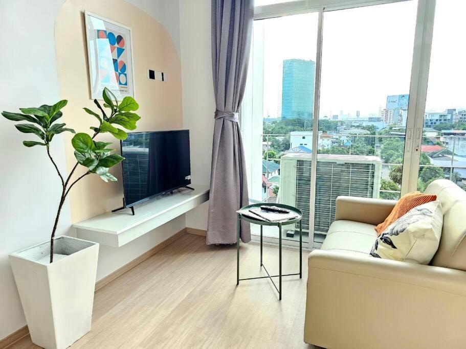 Midtown Duplex Ratchayothin 275 Appartement Bangkok