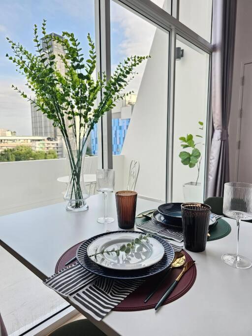 Midtown Duplex Ratchayothin 272 Appartement Bangkok