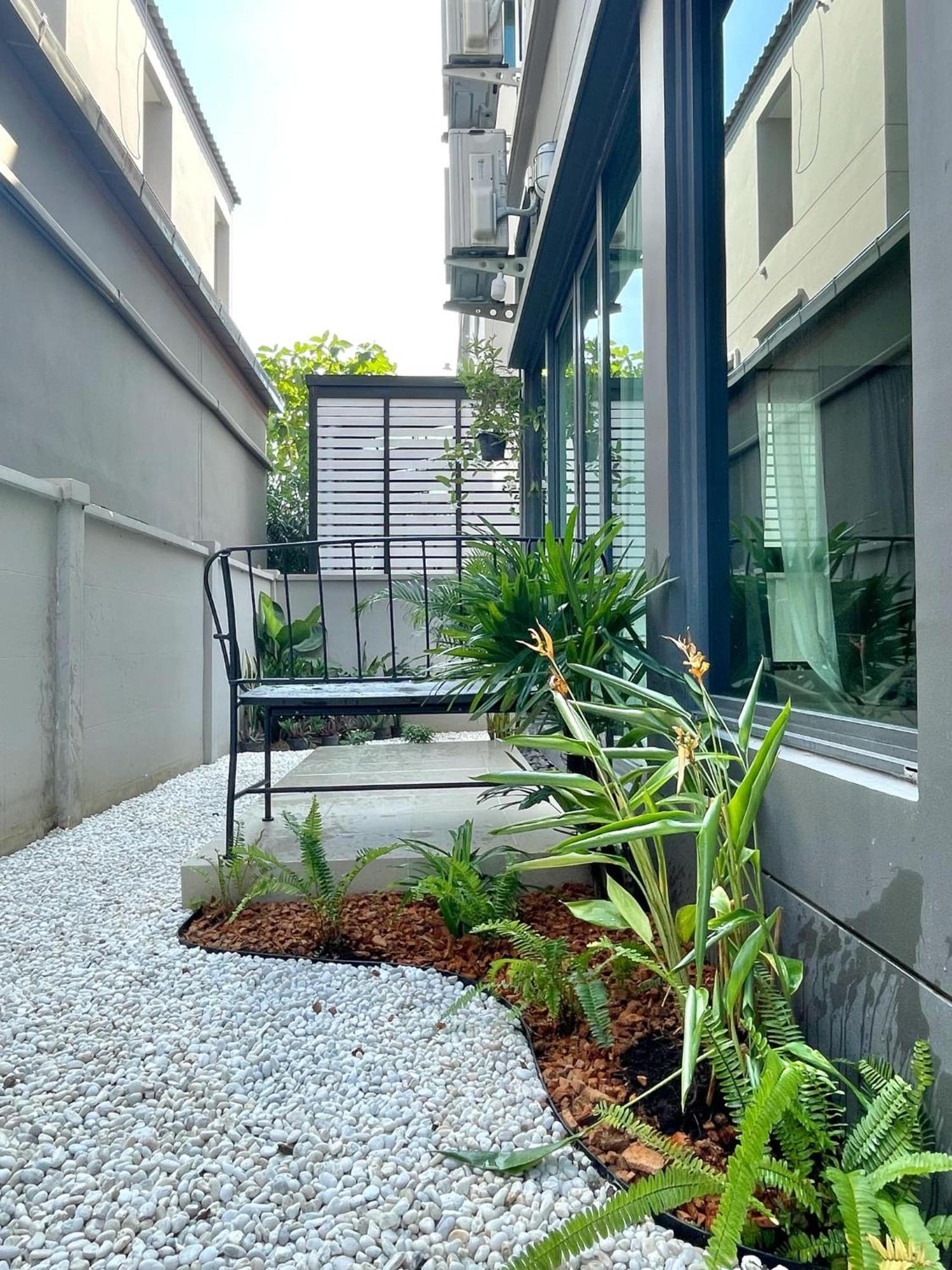 Stylish2bd Pool&gym Near Airport Ferienhaus