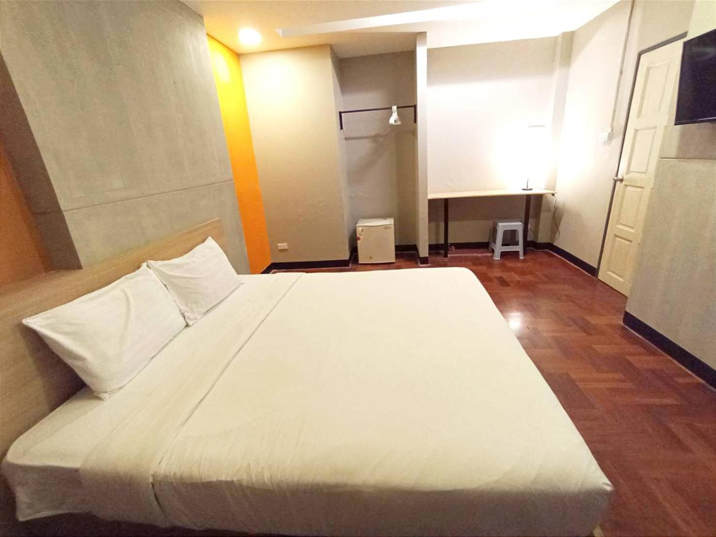 Go Bts Surasak Silom Bkk โกอินน์ บีทีเอส สถานีสุรศักดิ์ Appartement Bangkok