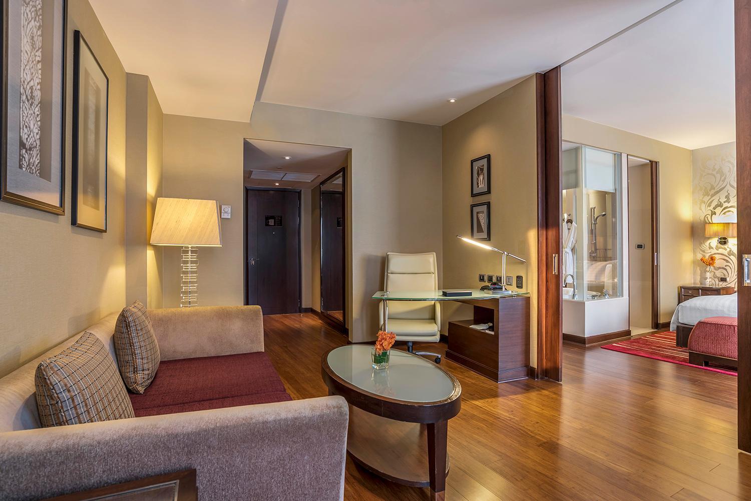 Hilton Grande Asoke Khách sạn
