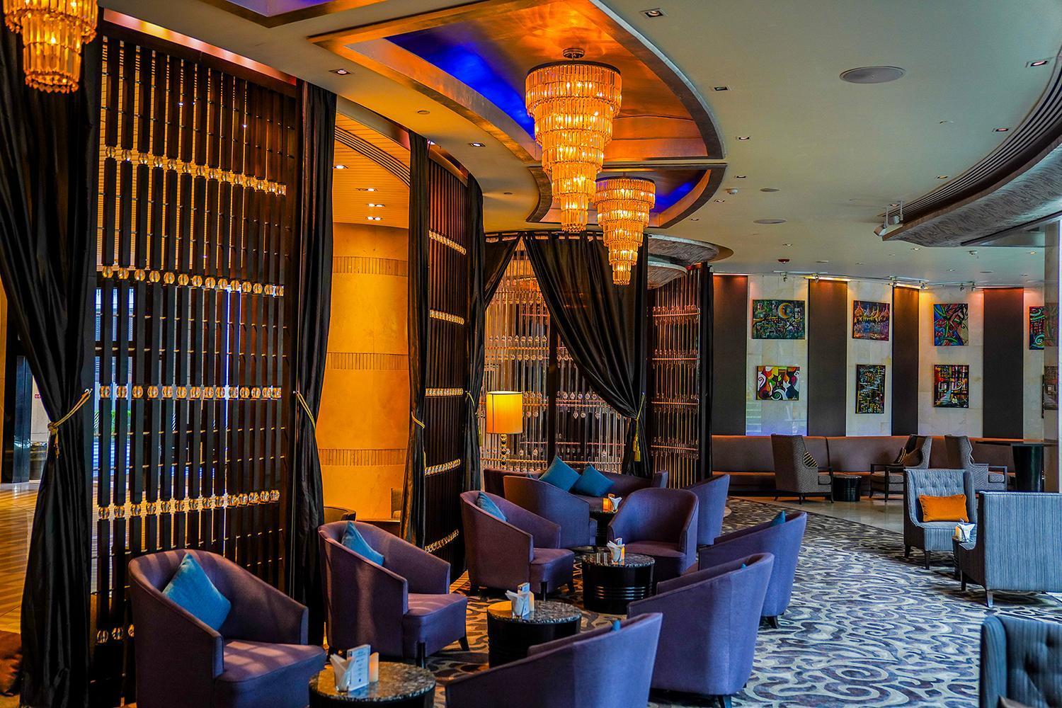 Khách sạn Hilton Grande Asoke