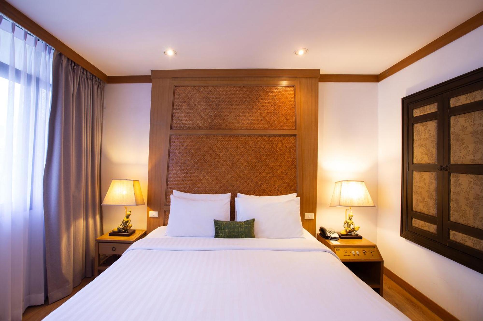 The Tarntawan Surawong Hotel Bangkok