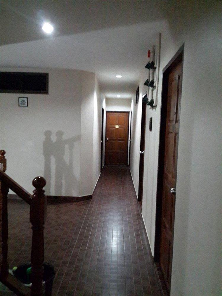 White Orchid Ii Hotel