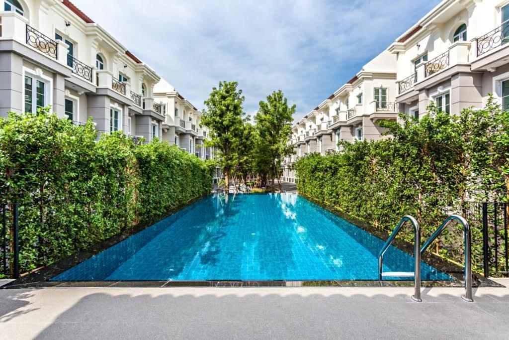 Entire Townhome 3br3b, Pool, Sukhumvit-emsphere