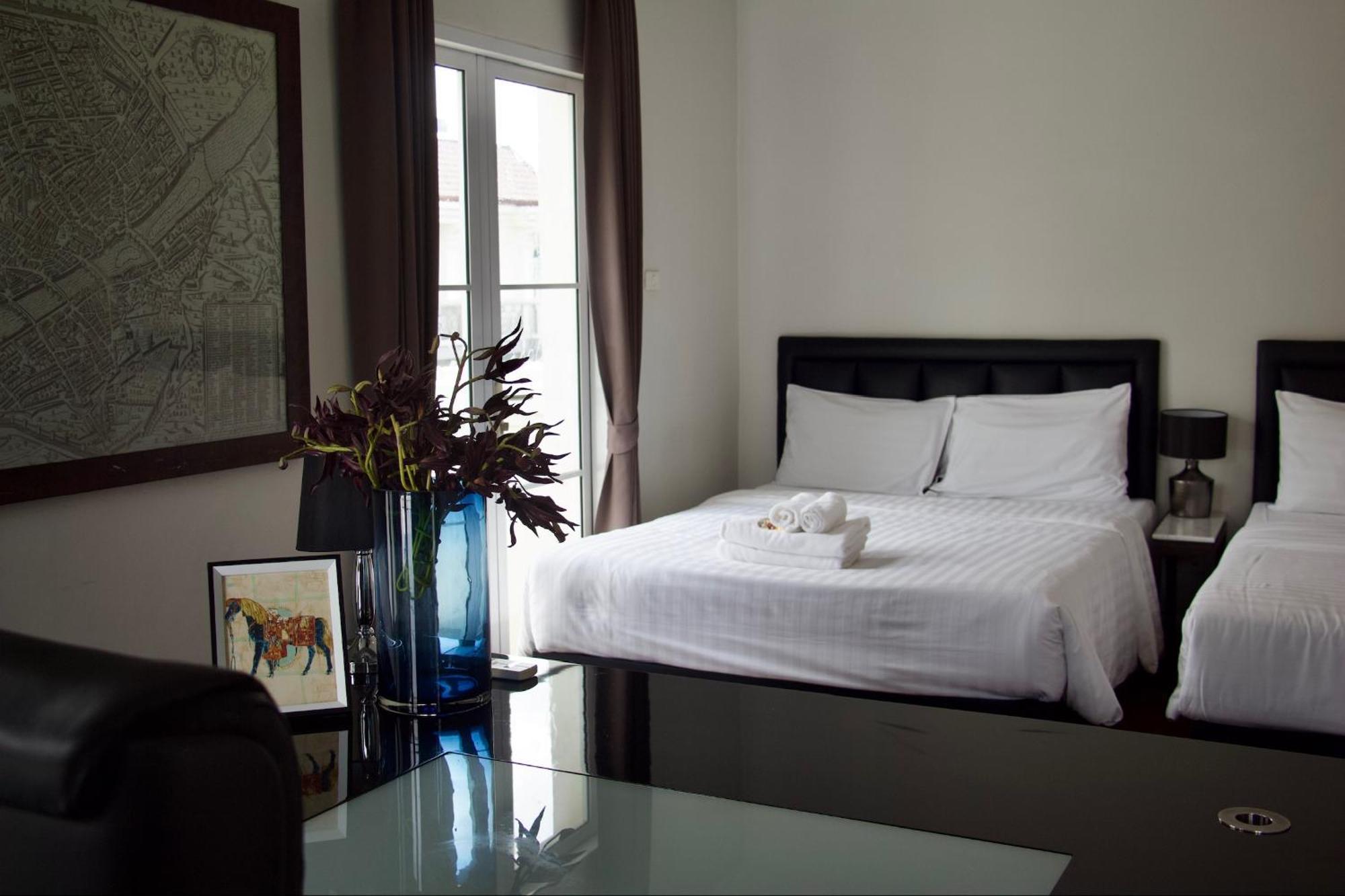 Entire Townhome 3br3b, Pool, Sukhumvit-emsphere * Bangkok