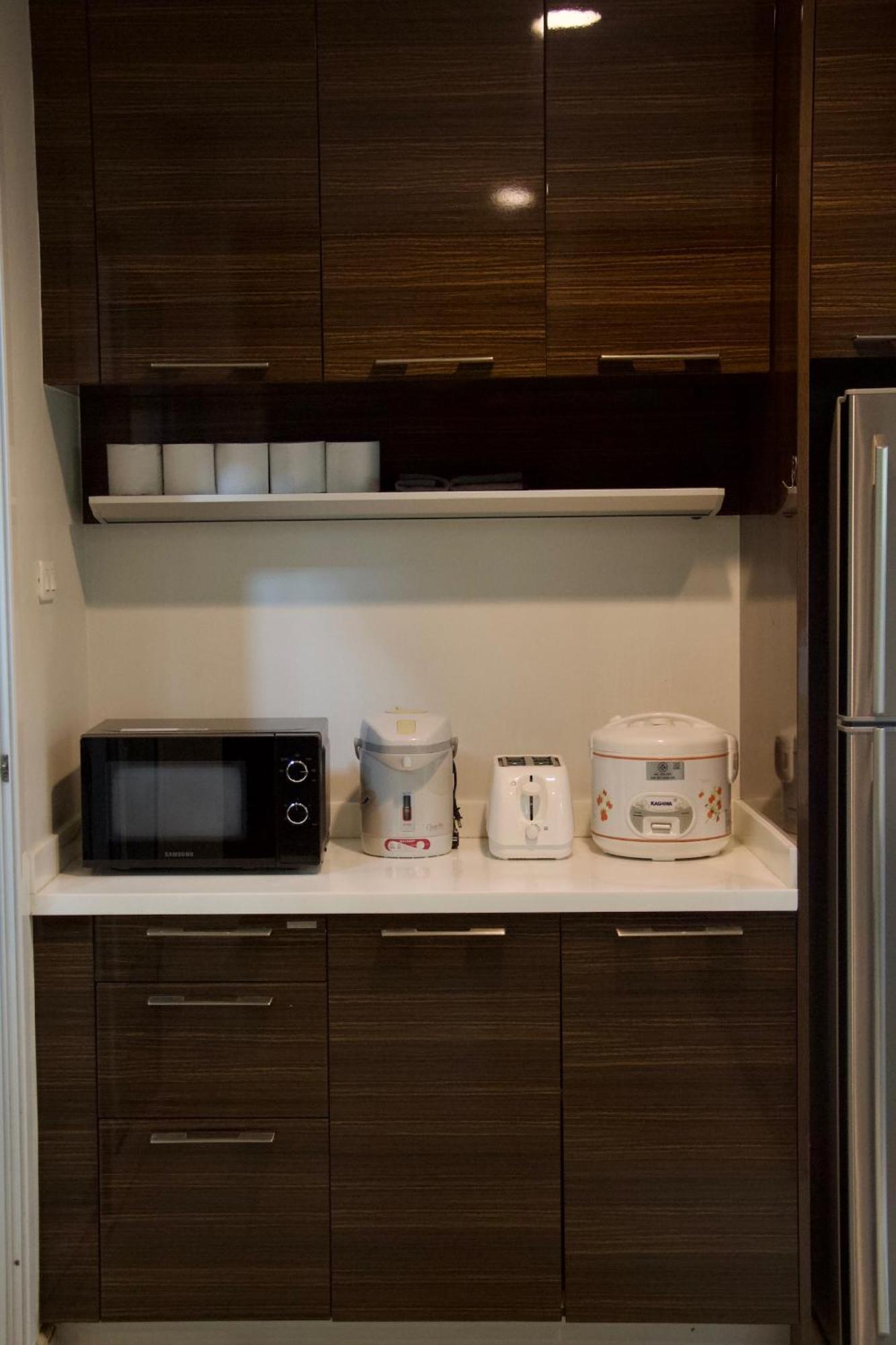 Apartment Entire Townhome 3br3b, Pool, Sukhumvit-emsphere *