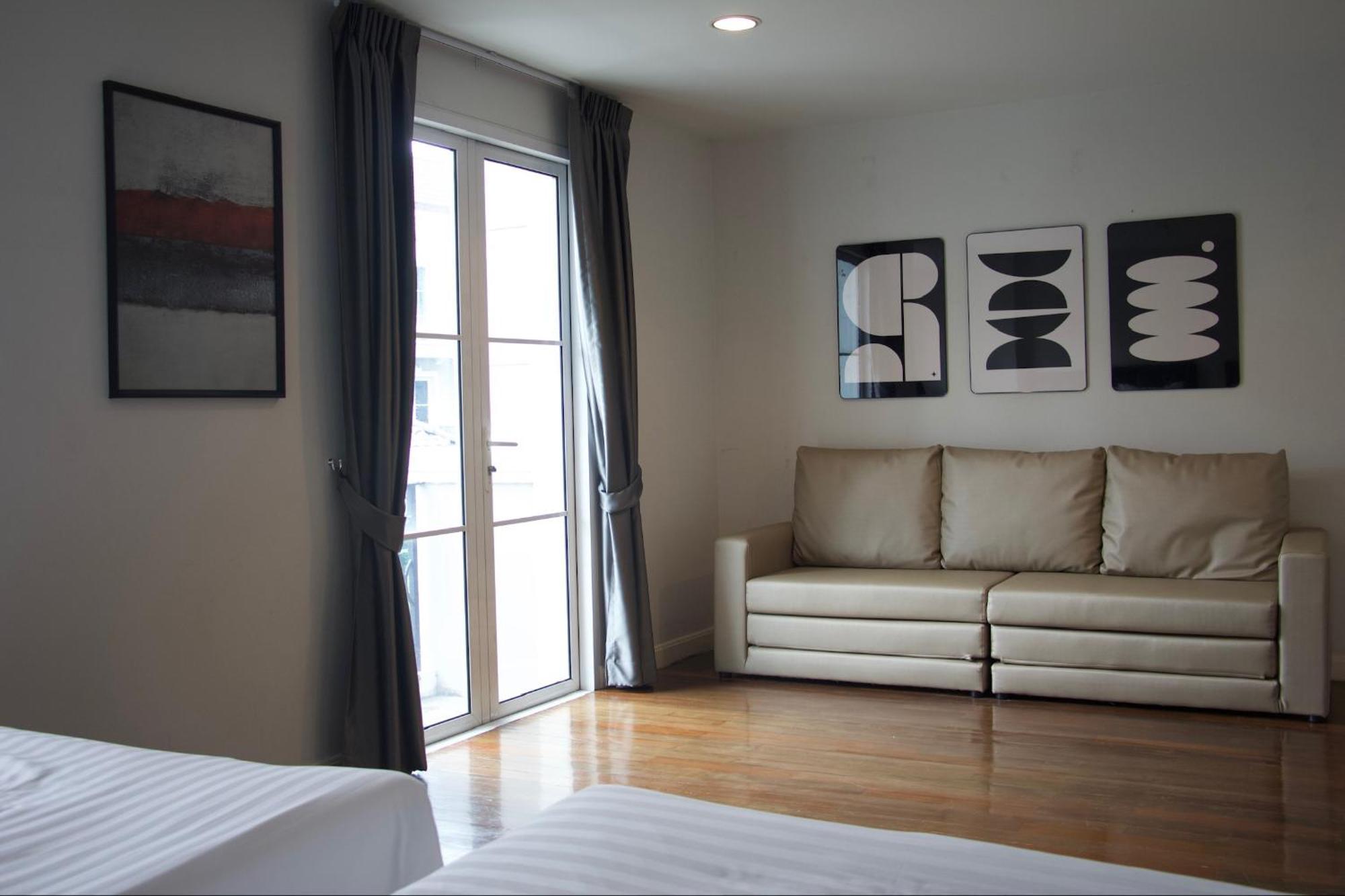 Entire Townhome 3br3b, Pool, Sukhumvit-emsphere Apartment *