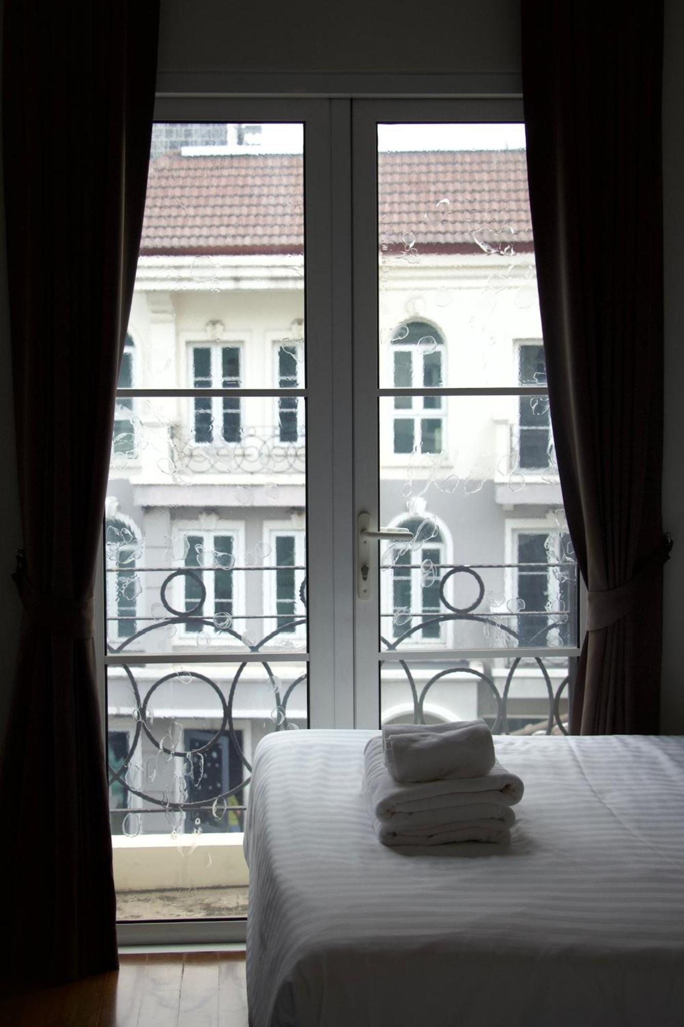 Apartment Entire Townhome 3br3b, Pool, Sukhumvit-emsphere *