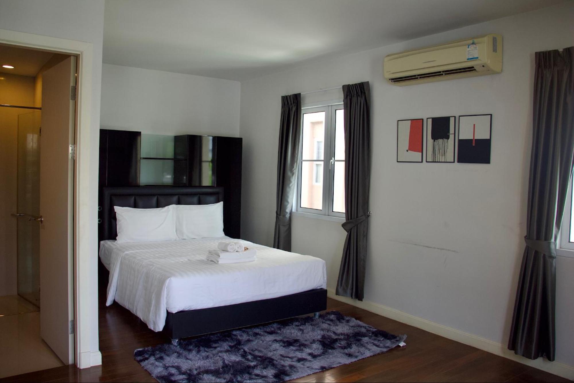 Entire Townhome 3br3b, Pool, Sukhumvit-emsphere *