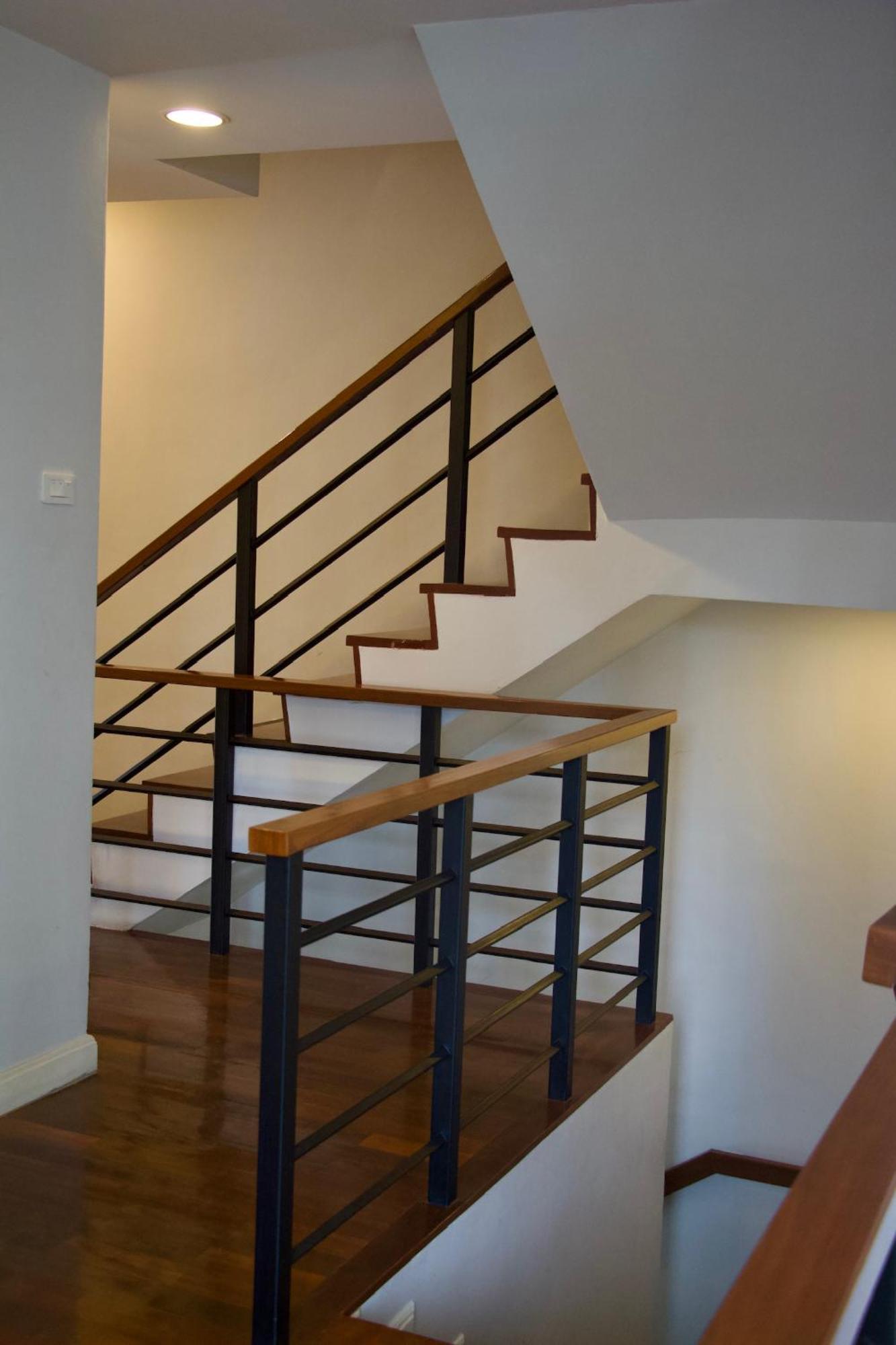 Entire Townhome 3br3b, Pool, Sukhumvit-emsphere Bangkok