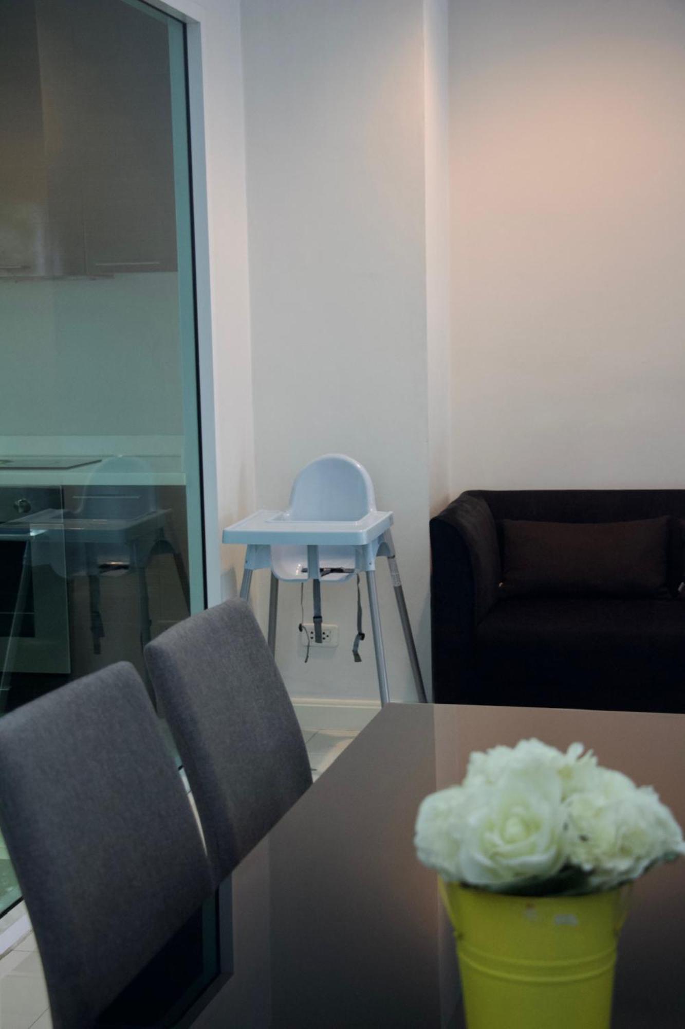 Entire Townhome 3br3b, Pool, Sukhumvit-emsphere Apartment Bangkok