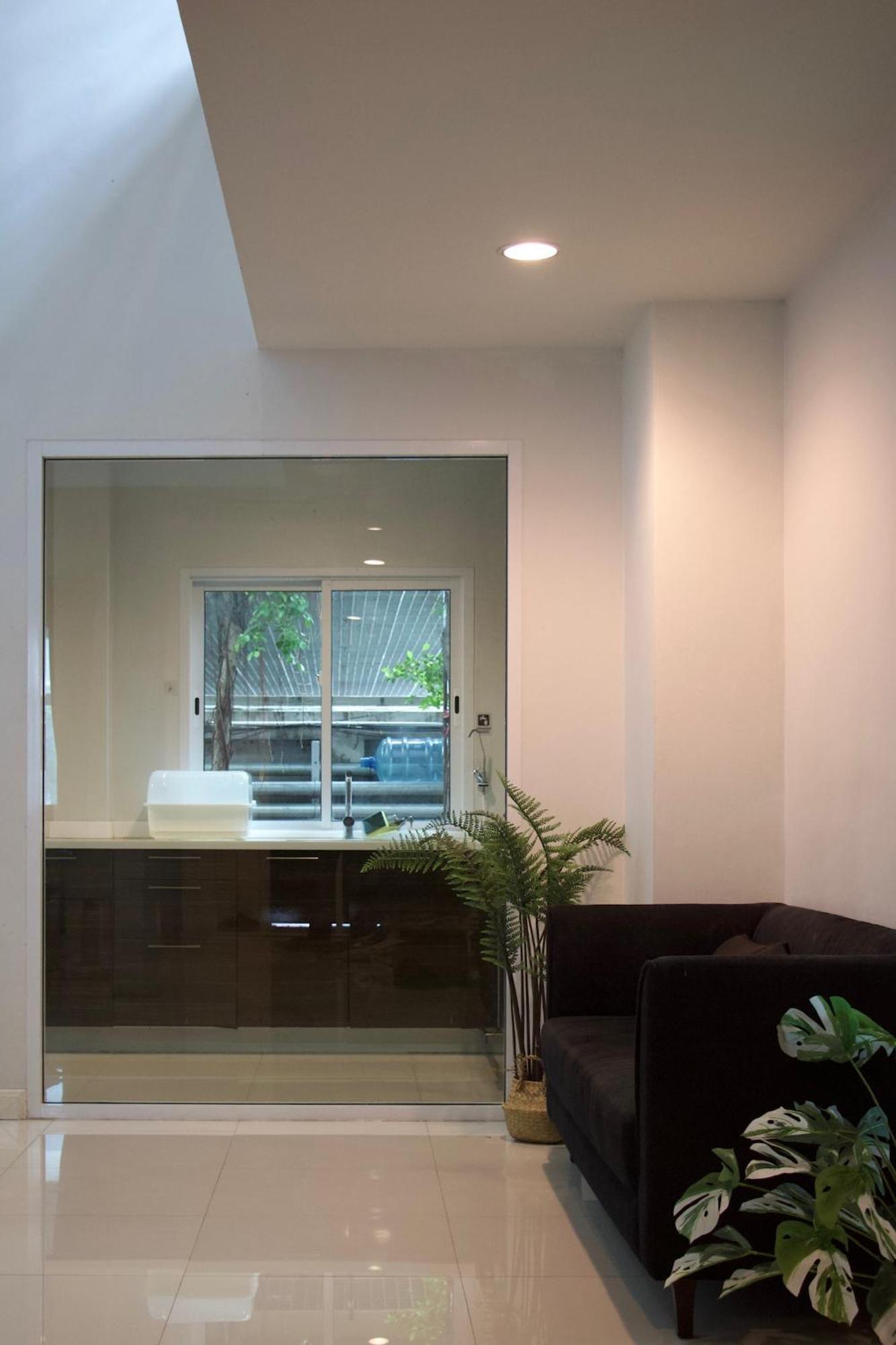Entire Townhome 3br3b, Pool, Sukhumvit-emsphere Apartment