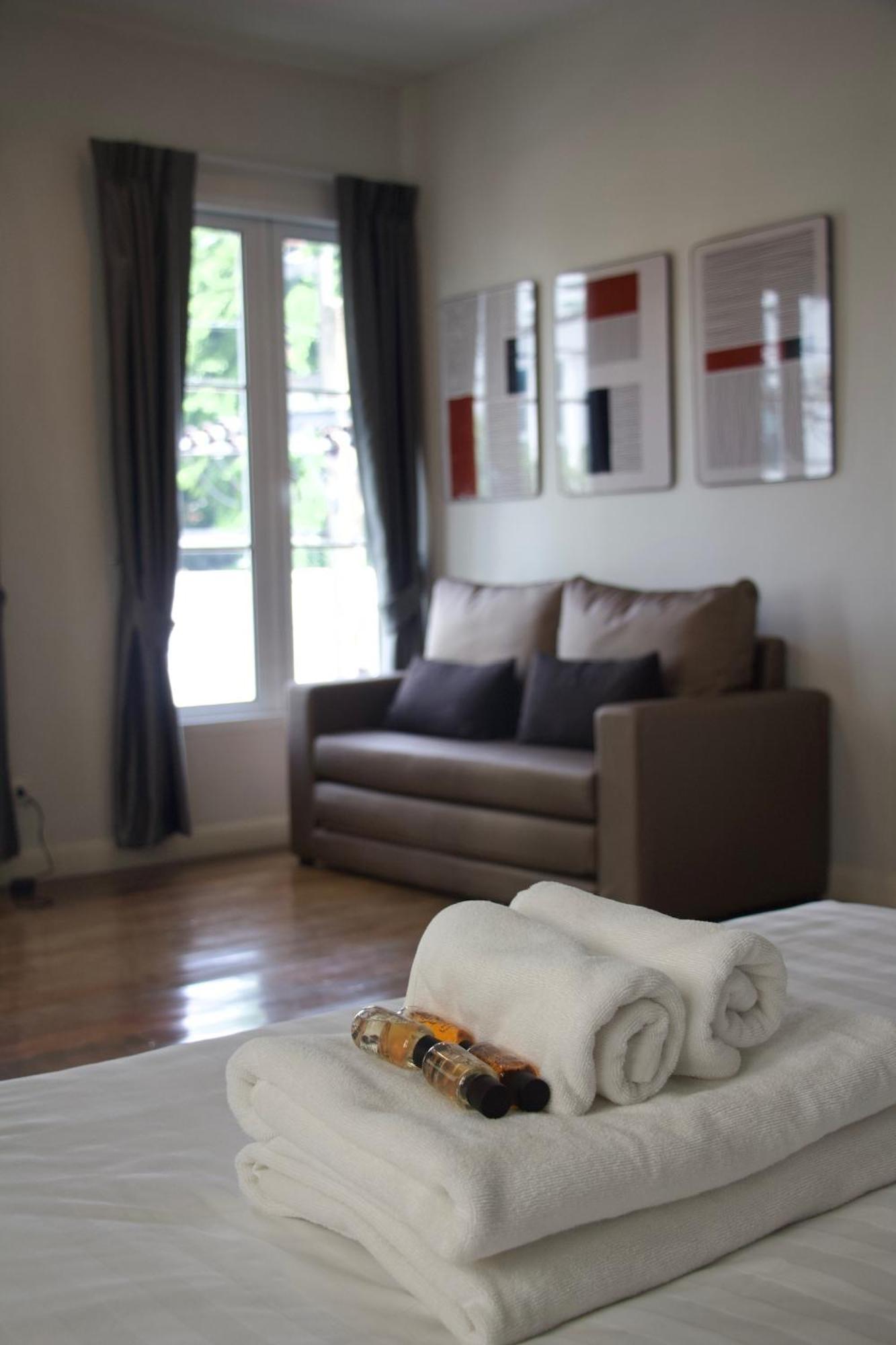 Entire Townhome 3br3b, Pool, Sukhumvit-emsphere *