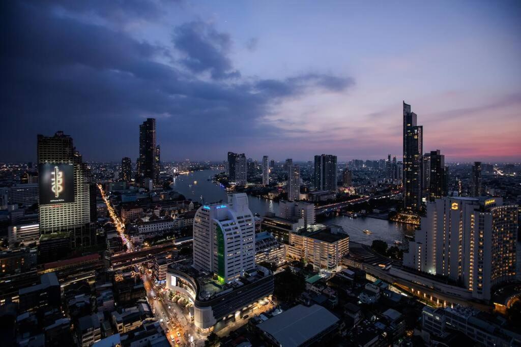 River View - Loft In Great Location * Bangkok