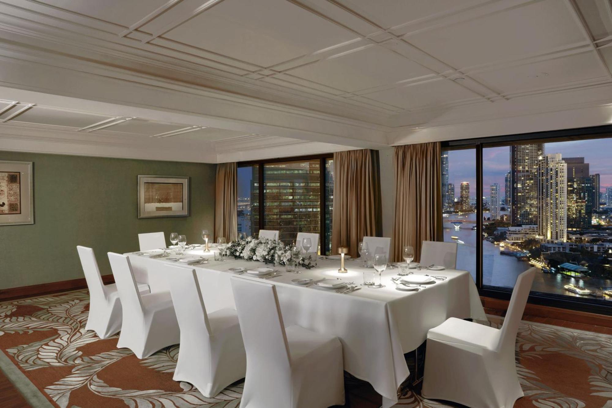 Royal Orchid Sheraton Riverside 5*
