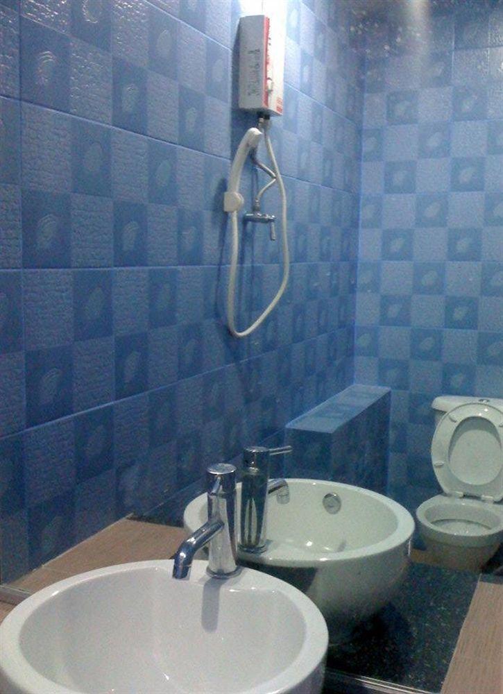 G Hotel 2*