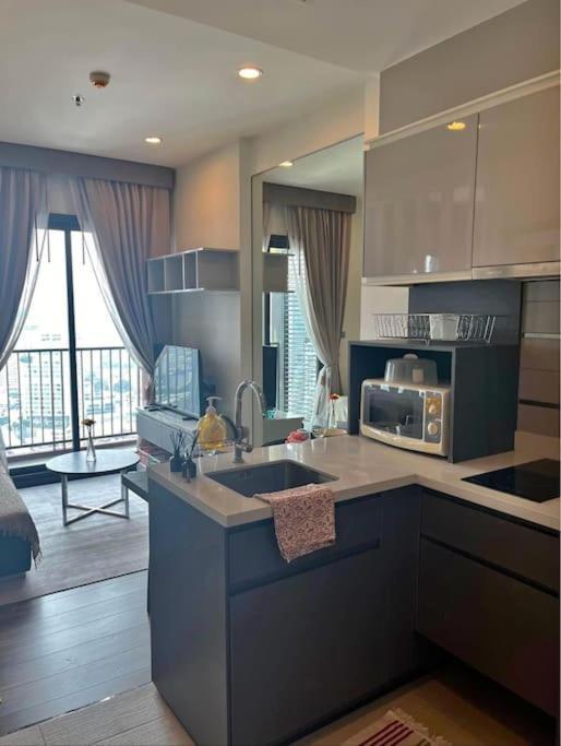 Apartment Luxurious Upscale Downtown Bangkok