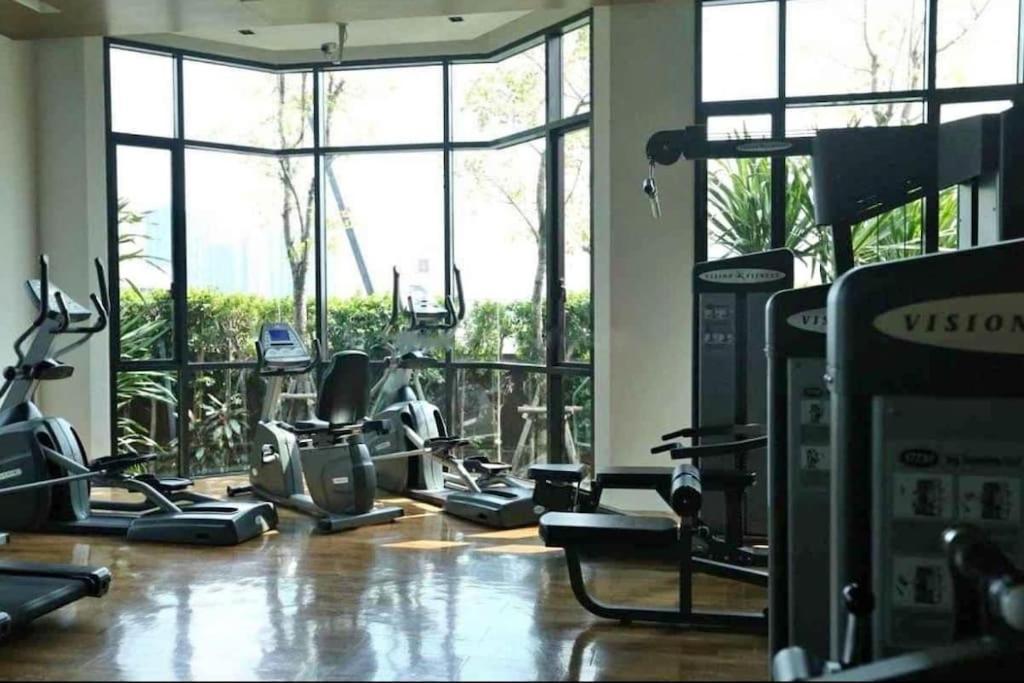 Apartment Luxurious Upscale Downtown Bangkok