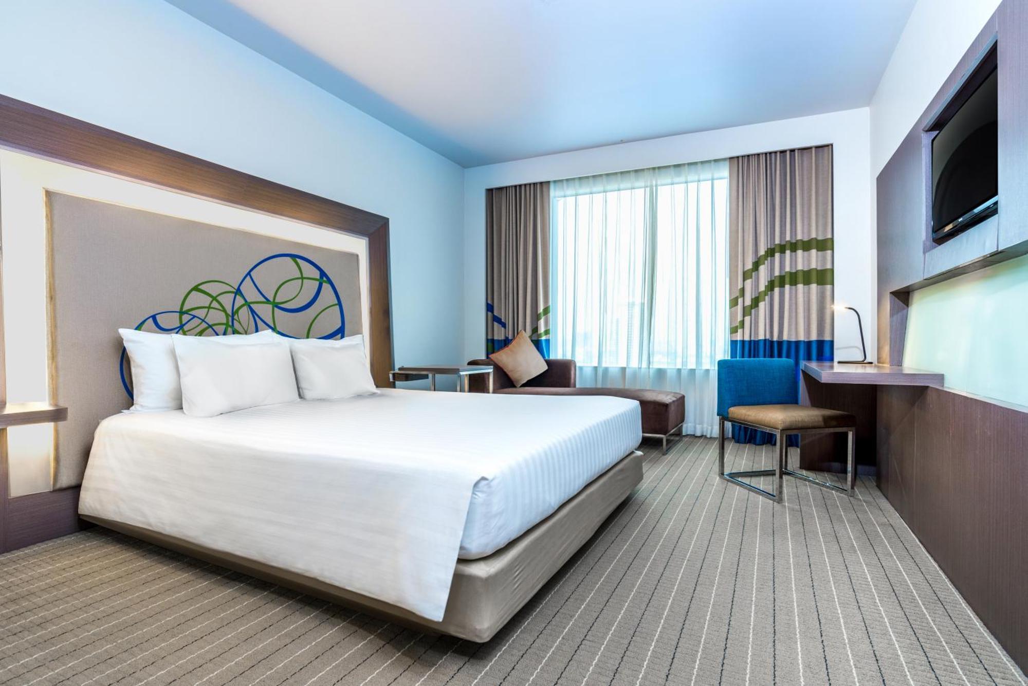 Four Points By Sheraton Ploenchit Sukhumvit Hotell 4*