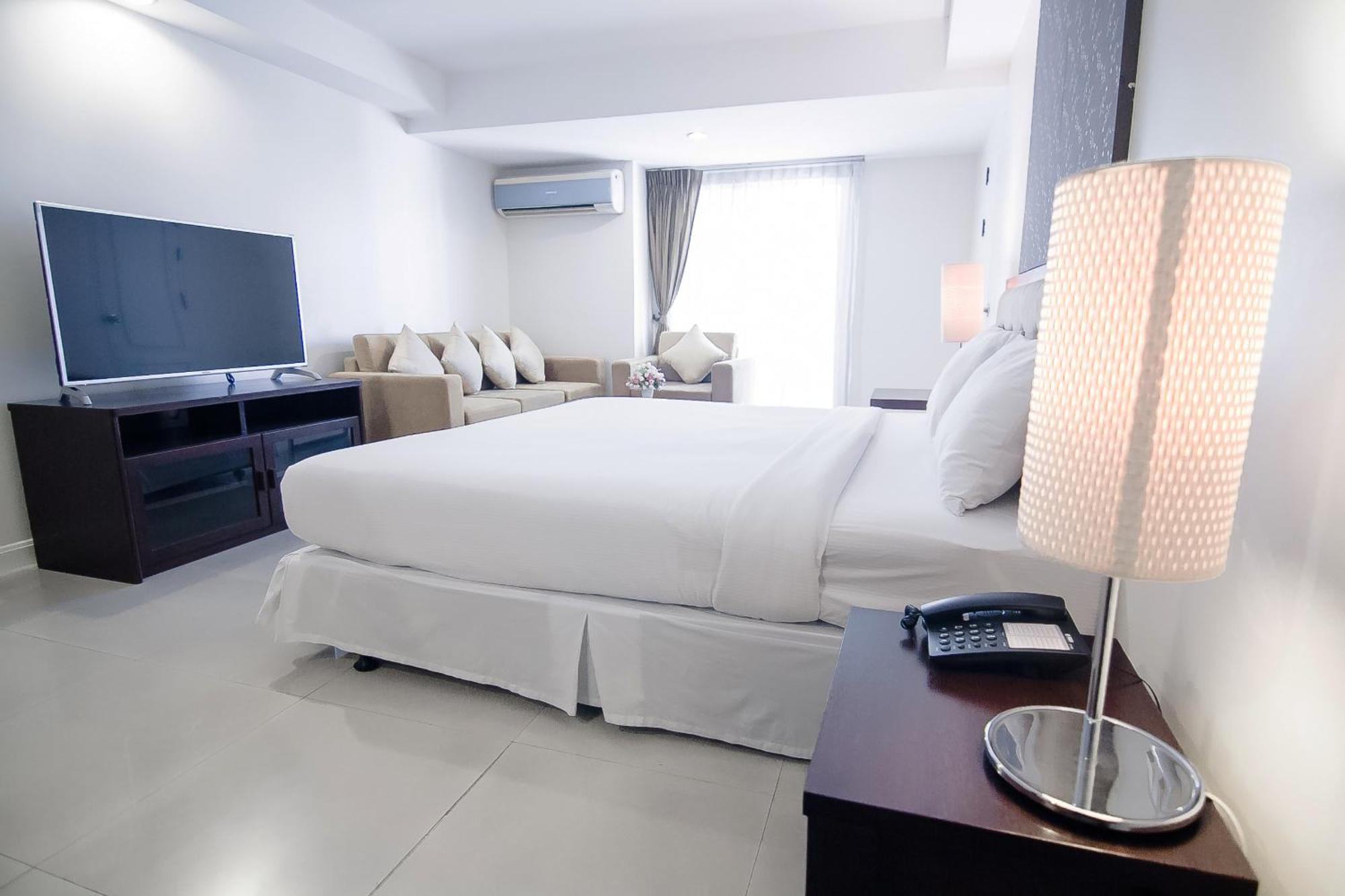 Romance Bangna Aparthotel 3*