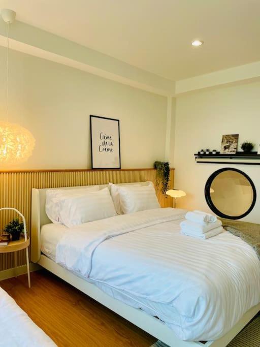 Ferienhaus New Stylish Modern 4br 12pax 200m Bts Phrakhanong *