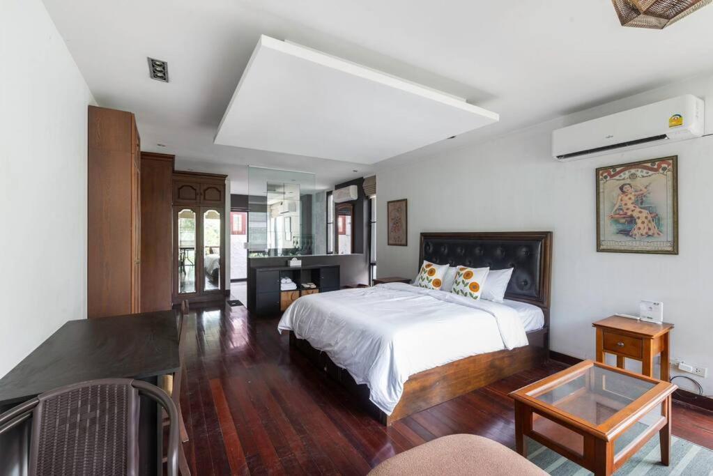 Luxury Oasis In * Bangkok