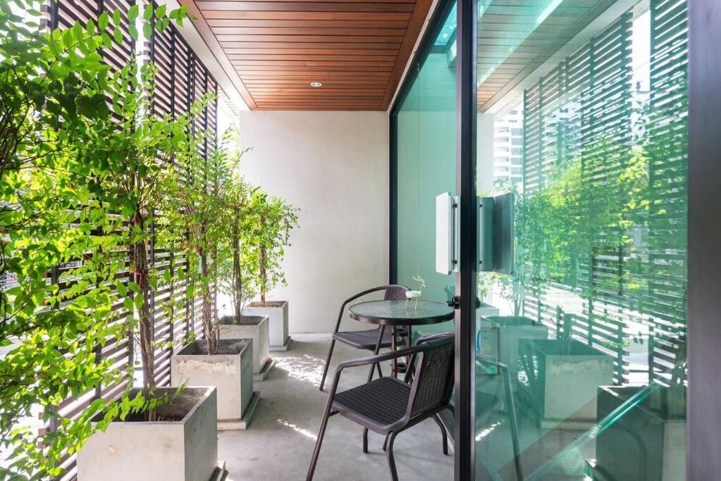 Luxury Oasis In Villa Bangkok