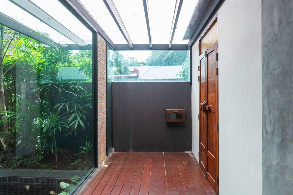 Villa Luxury Oasis In Bangkok