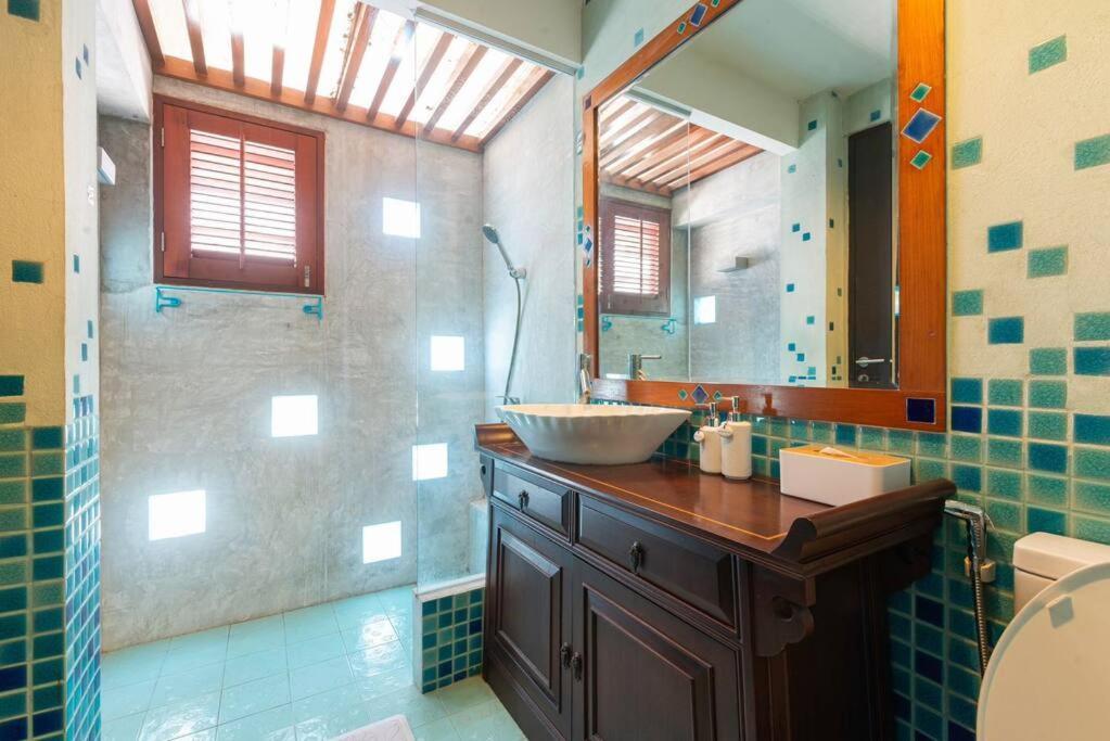 Luxury Oasis In Villa *