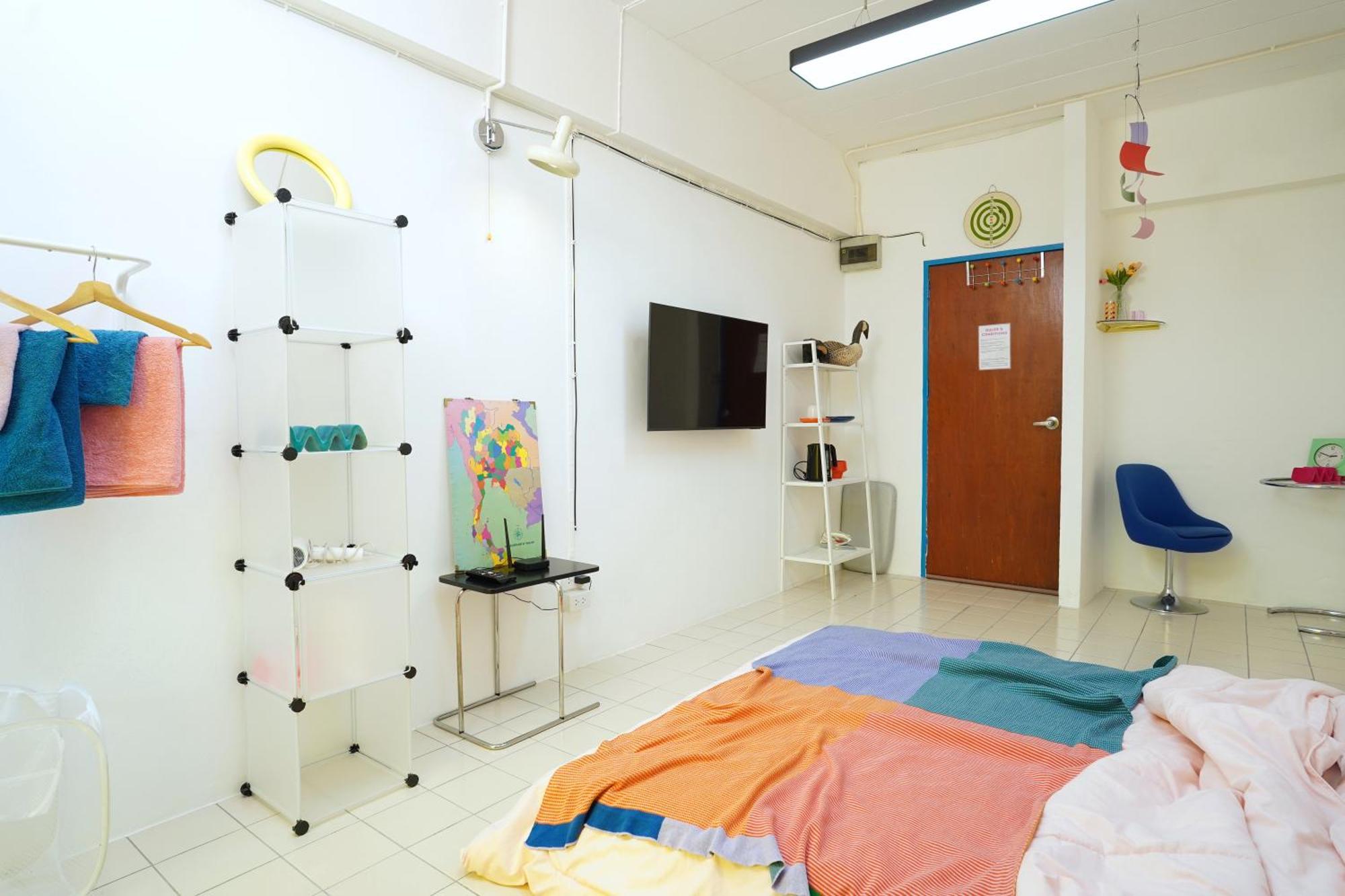 Apartment Modern Art - Lat Phrao Near Mrt Mahat Thai *