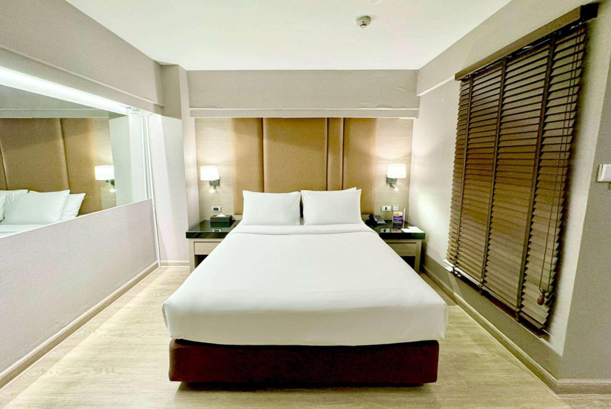 Hotel Ramada By Wyndham Sukhumvit 11 Bangkok