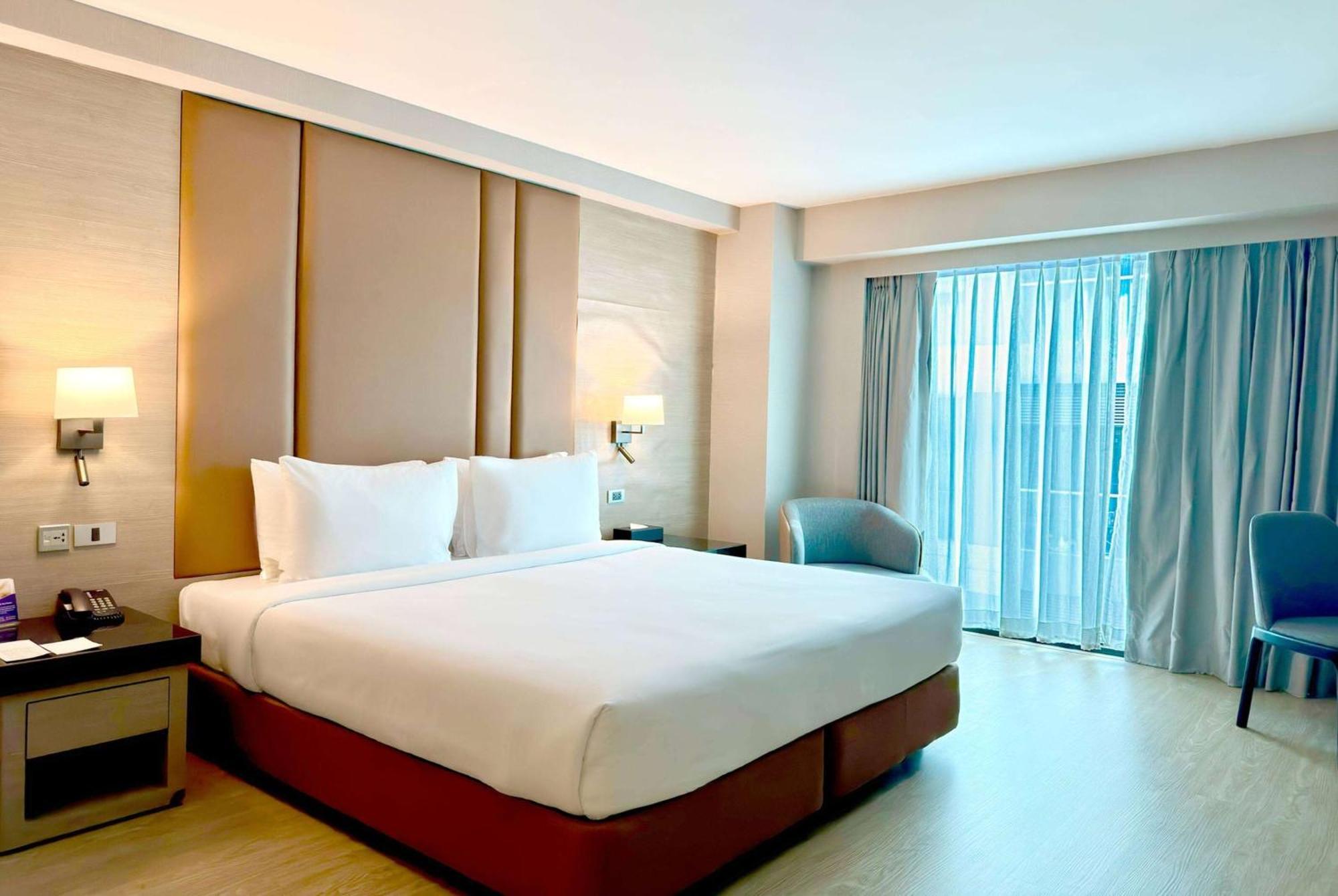 Ramada By Wyndham Sukhumvit 11 Bangkok