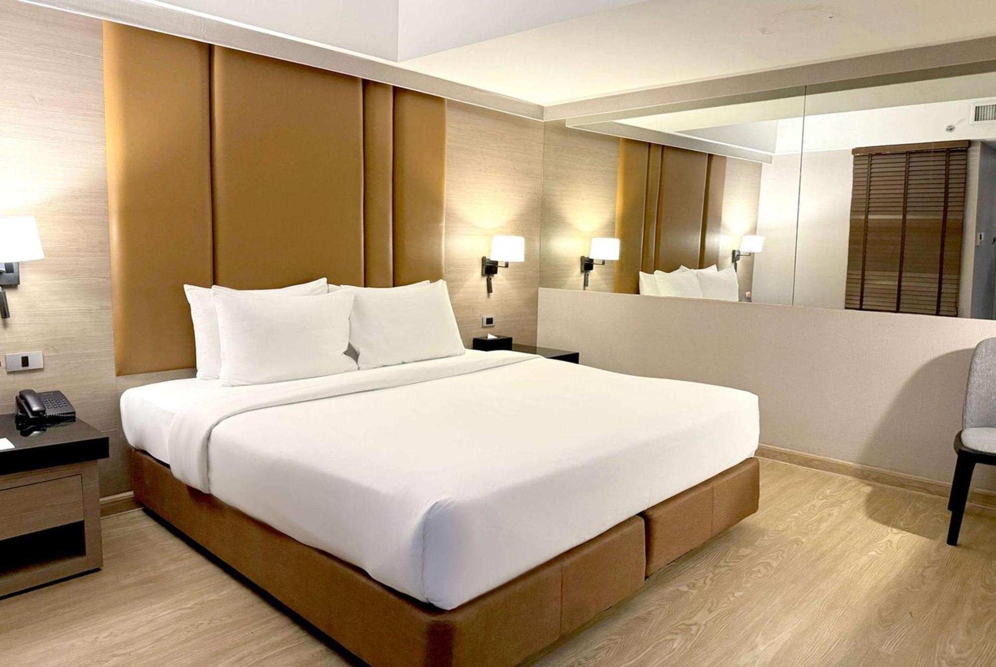 Hotel Ramada By Wyndham Sukhumvit 11