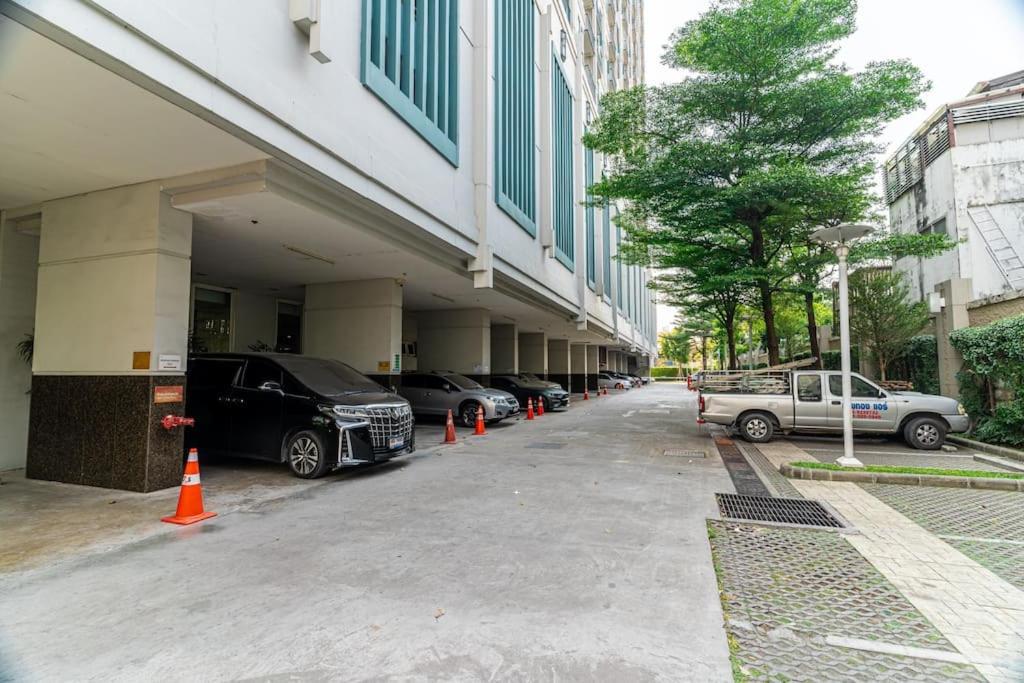 Thonglor Area 1 Bedroom Check In 24h Fast Wifi 98 Apartment Bangkok