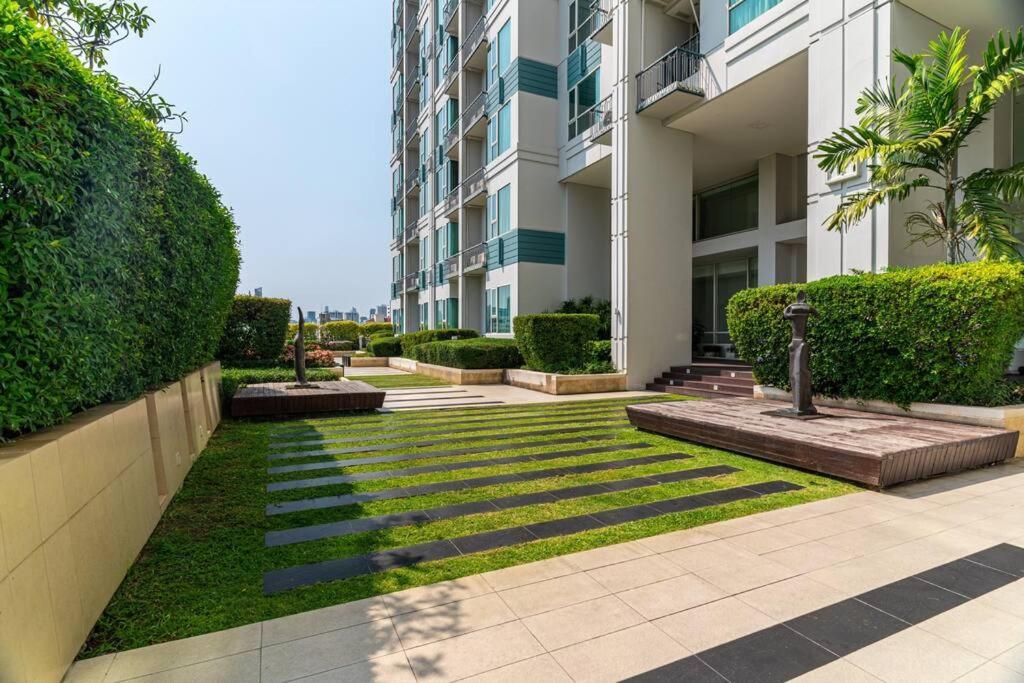Thonglor Area 1 Bedroom Fastwifi Sauna Big Swimming Pool 43 Bangkok