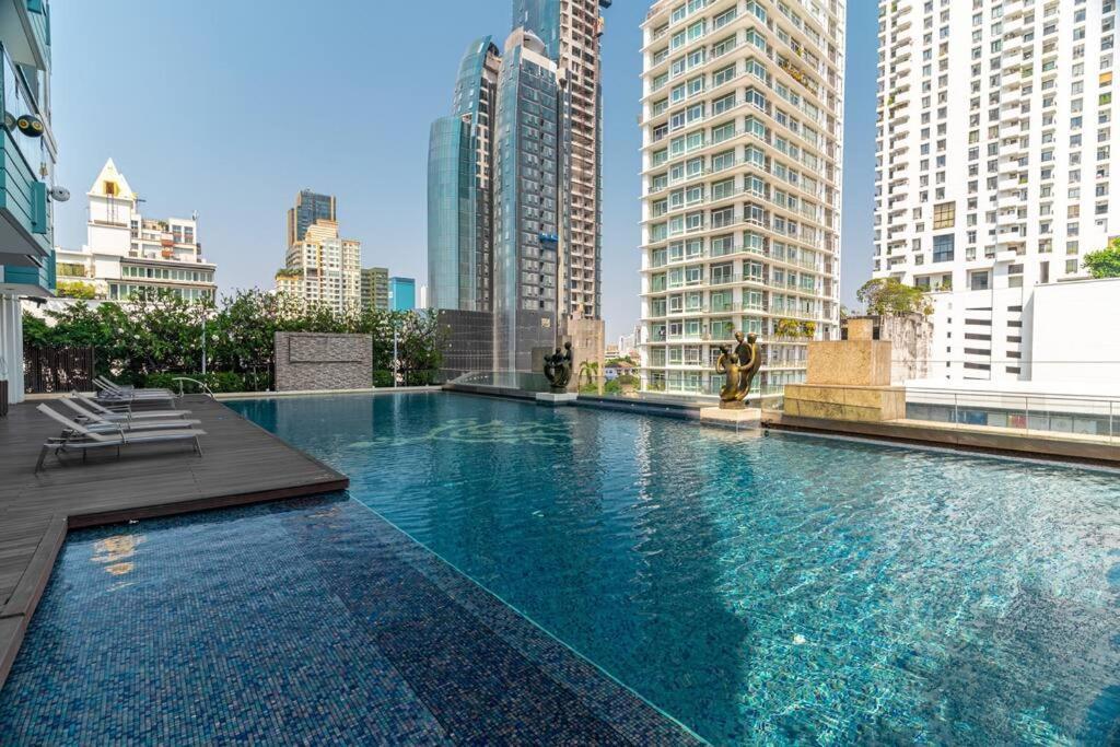 Thonglor Area 1 Bedroom Fastwifi Sauna Big Swimming Pool 43 Apartment Bangkok