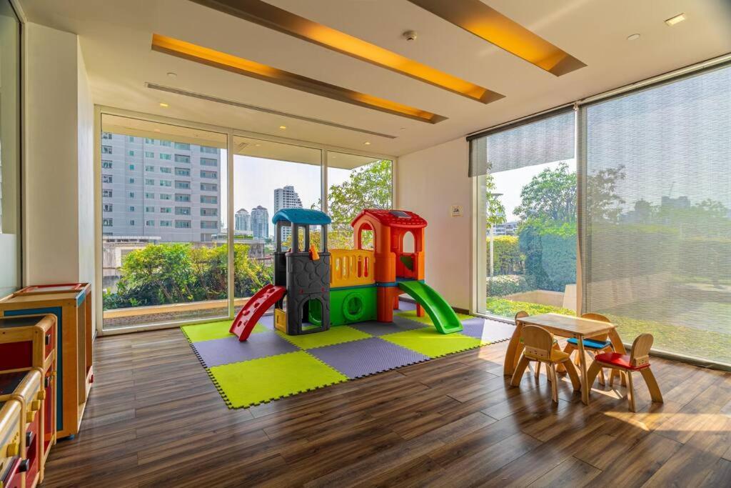 Thonglor Area 1 Bedroom Fastwifi Sauna Big Swimming Pool 43 * Bangkok
