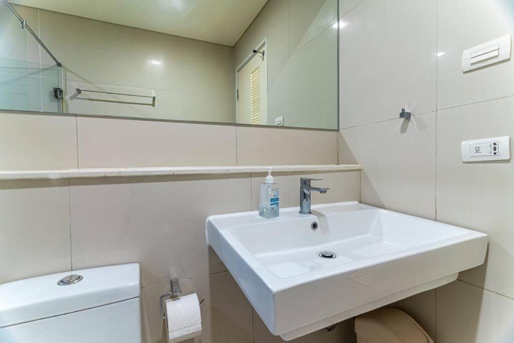 Thonglor Area 1 Bedroom Fastwifi Sauna Big Swimming Pool 43 Bangkok