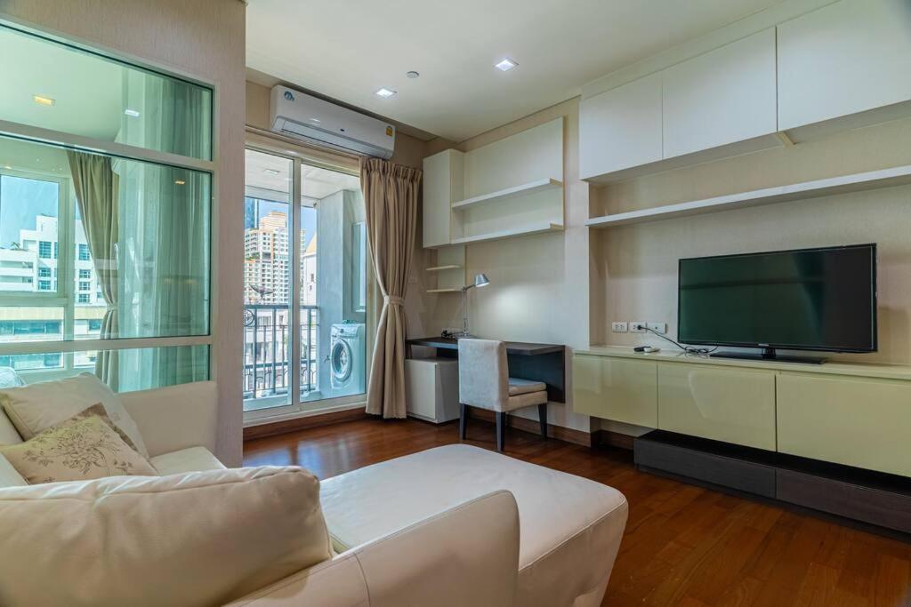 Thonglor Area 1 Bedroom Fastwifi Sauna Big Swimming Pool 43