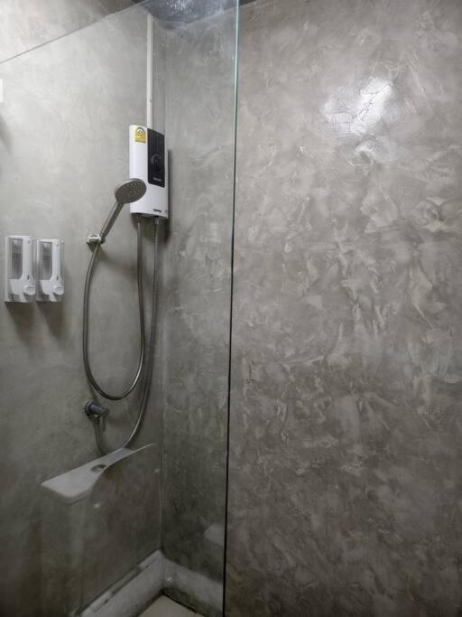 Rumah percutian Thonglor Art House 5br With Beautiful Rooftop Bangkok