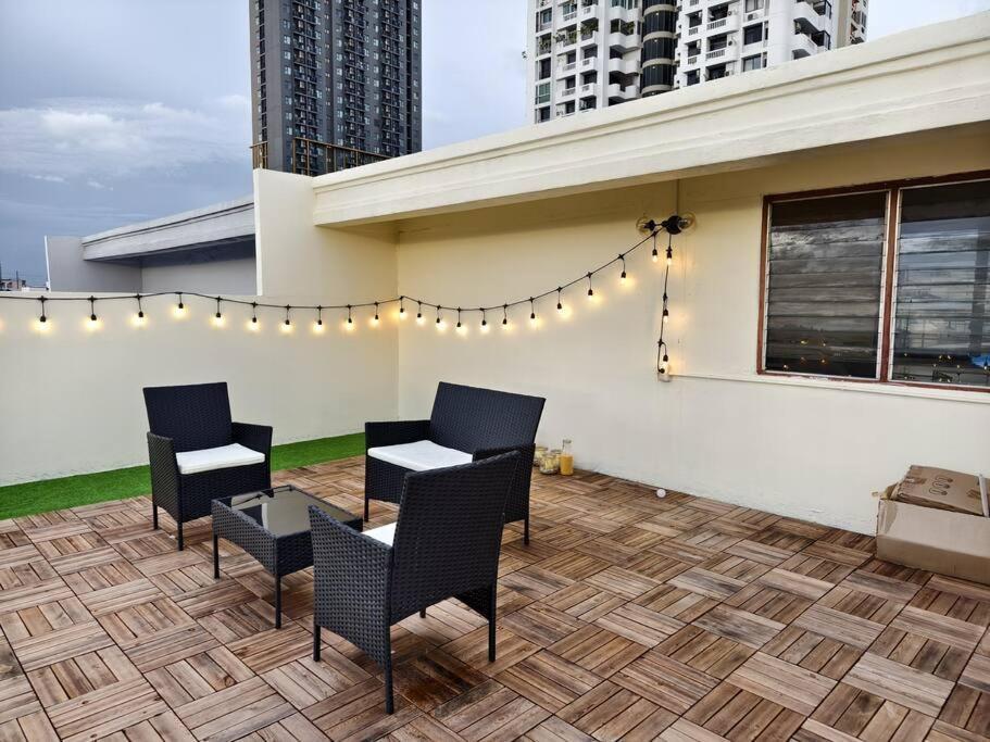 Rumah percutian Thonglor Art House 5br With Beautiful Rooftop Bangkok