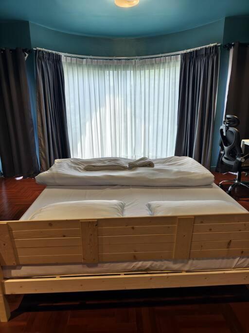 Rumah percutian Thonglor Art House 5br With Beautiful Rooftop Bangkok