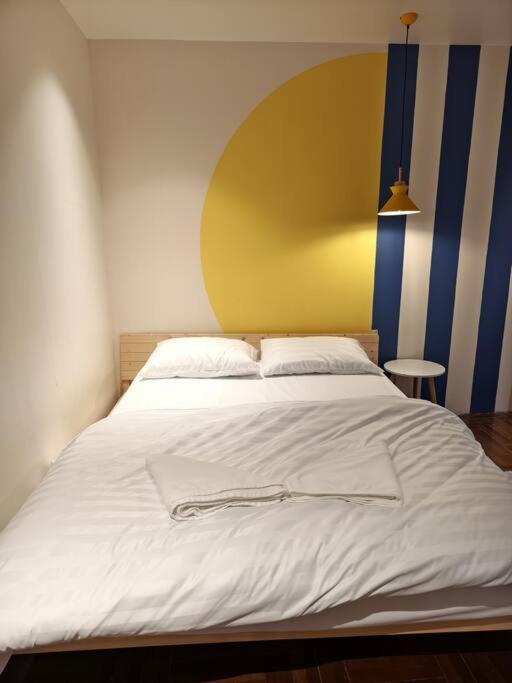 Thonglor Art House 5br With Beautiful Rooftop Rumah percutian *