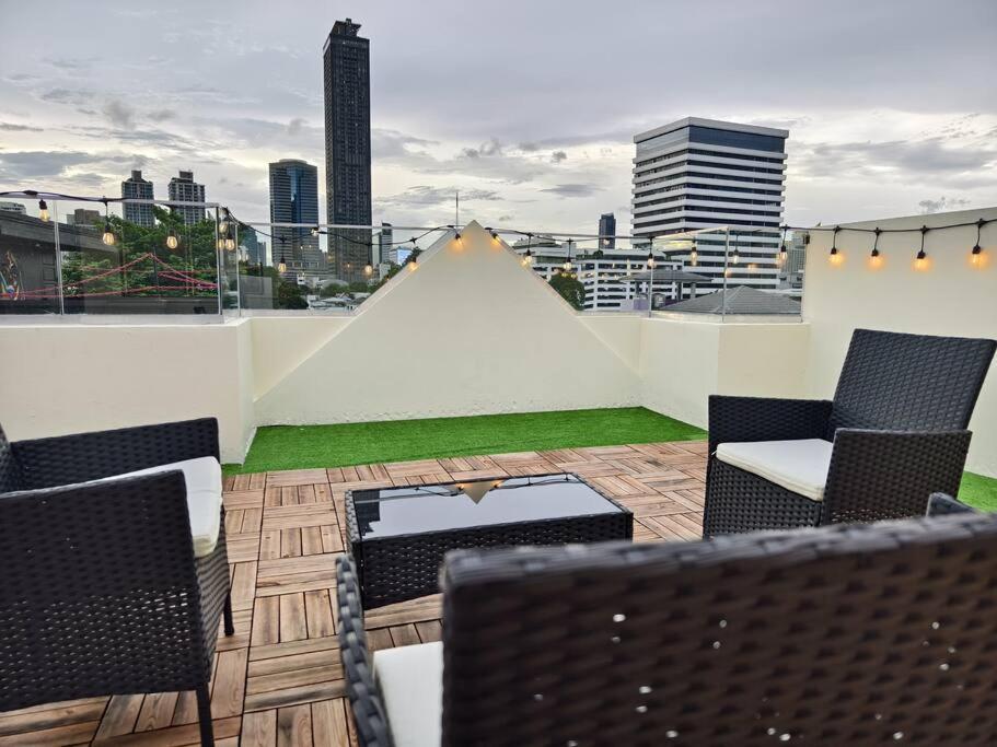 Rumah percutian Thonglor Art House 5br With Beautiful Rooftop Bangkok
